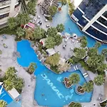 Elite Escapes - Glamorous 1Br Damac Paramount B