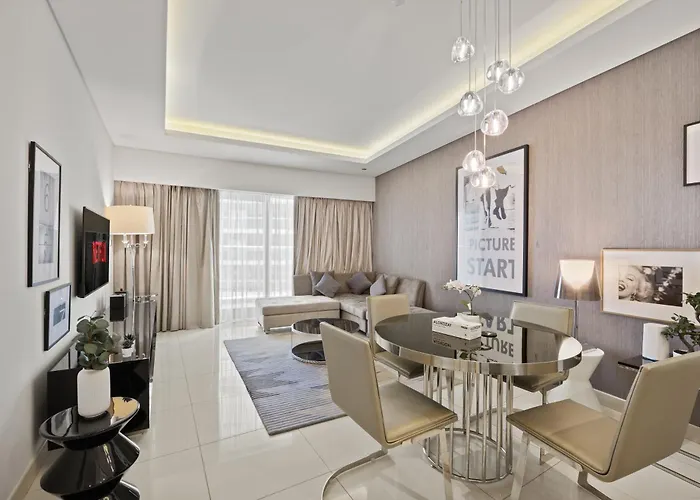 Elite Escapes - Glamorous 1Br Damac Paramount B