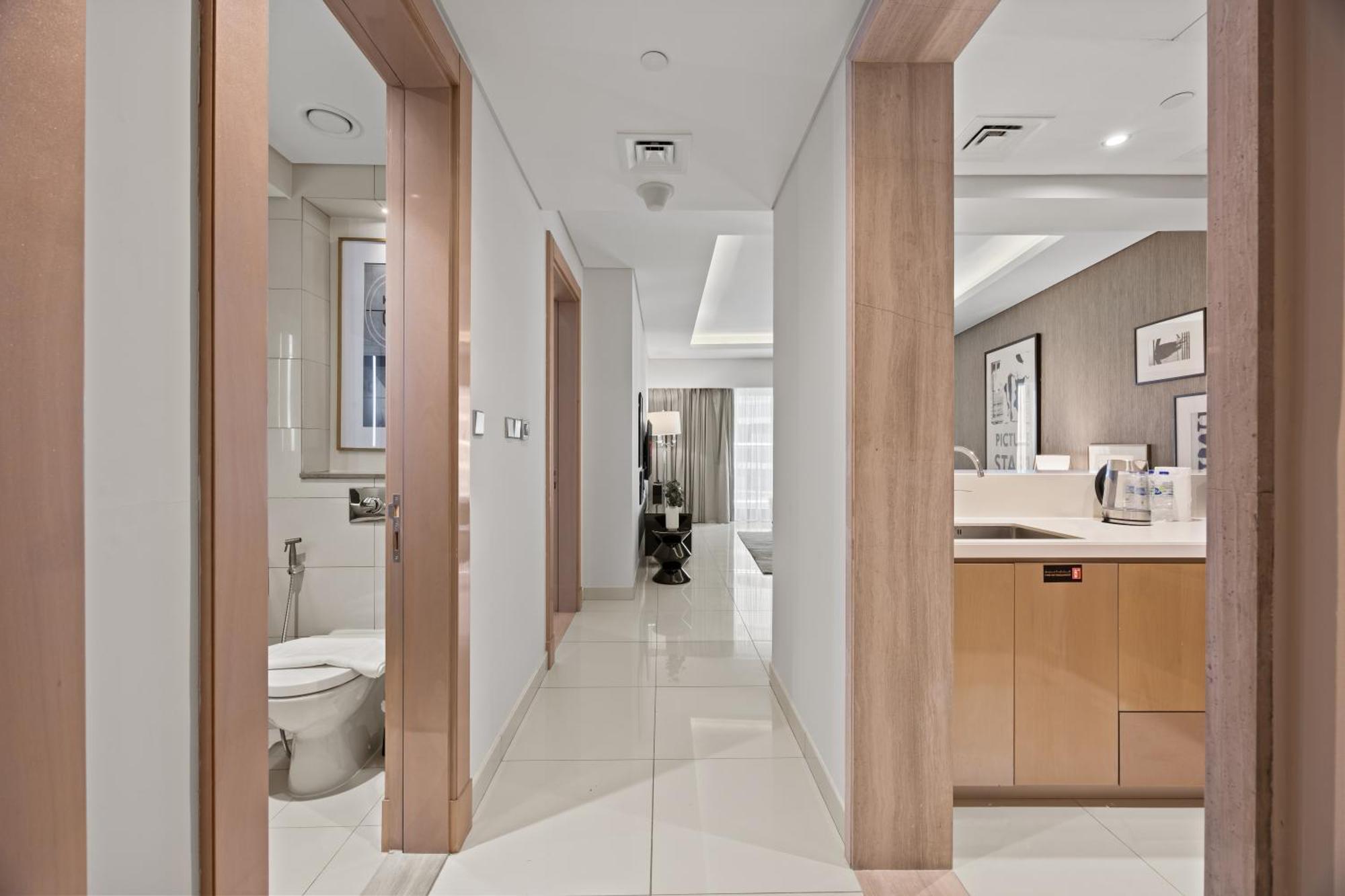 Elite Escapes - Glamorous 1br Damac Paramount B *